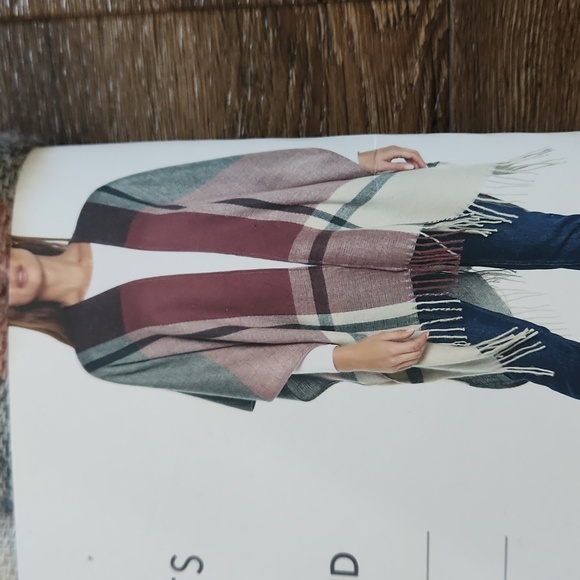 NWT Three Dots Burgandy Celine Plaid Cashmere Blend Wrap, One Size - Picture 3 of 5